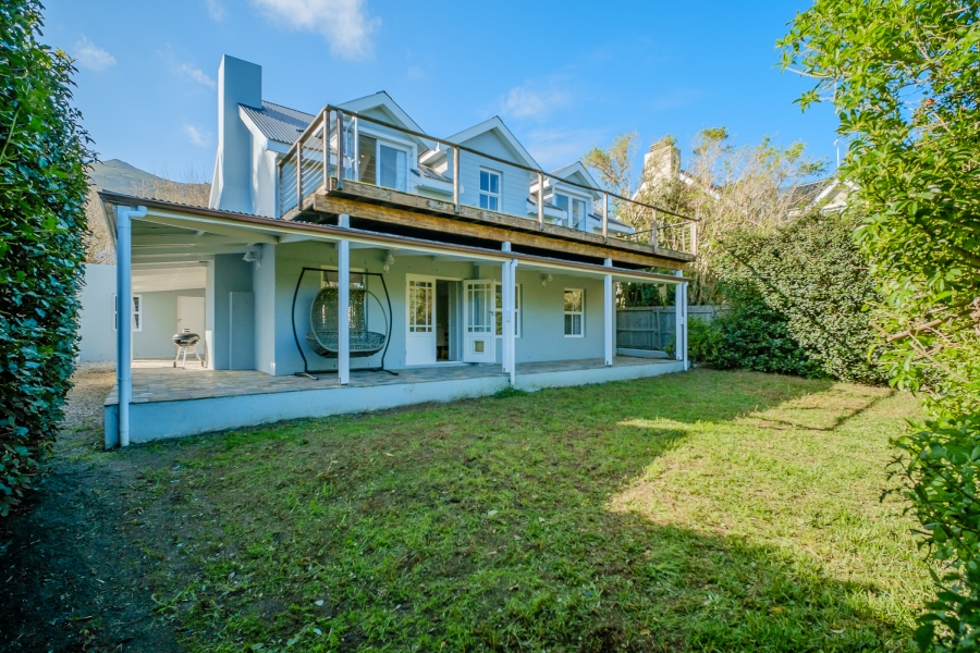 4 Bedroom Property for Sale in Brookwood Western Cape
